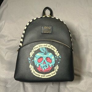 One bite poison apple Snow White loungefly backpack. New with tags.